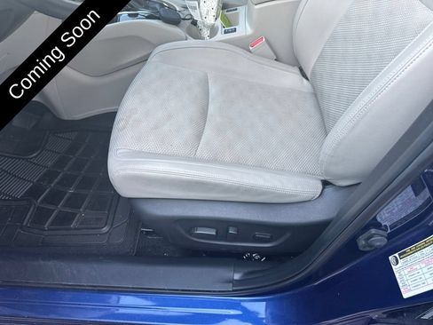 Used 2022 Nissan Rogue Sport SV w/ Technology Package AWD/4WD image 17