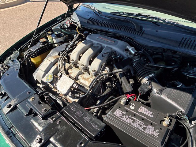 Used 1999 Ford Taurus SE FWD image 11