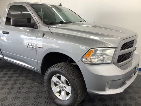 Used 2021 RAM 1500 Express w/ Express Value Package AWD/4WD image 18
