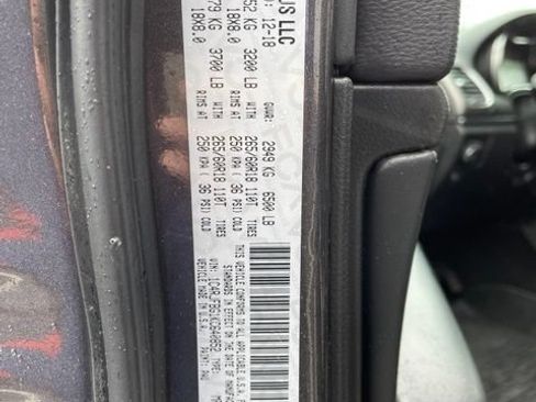 Used 2019 Jeep Grand Cherokee Limited AWD/4WD image 39