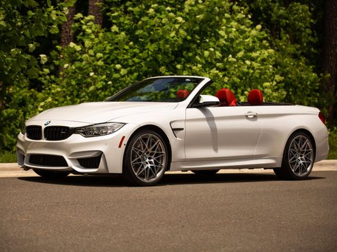 Used 2017 BMW M4 Convertible w/ Competition Package RWD image 68