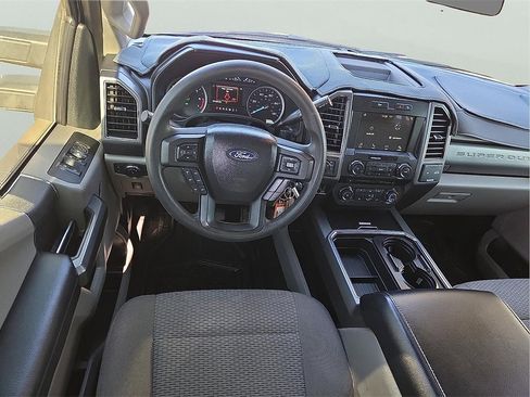 Used 2018 Ford F250 XLT w/ XLT Value Package image 10