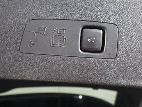 Used 2022 Lincoln Corsair AWD w/ Equipment Group 101A image 20