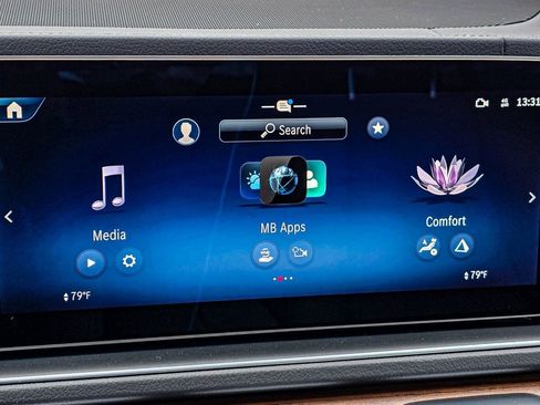 New 2026 Mercedes-Benz GLS 580 4MATIC image 11