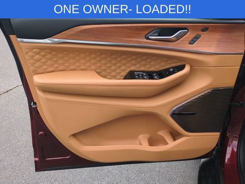 Used 2024 Jeep Grand Cherokee L Summit AWD/4WD image 12