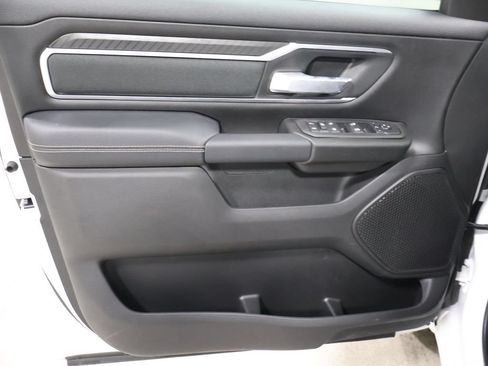 New 2026 RAM 1500 4x4 Crew Cab image 9