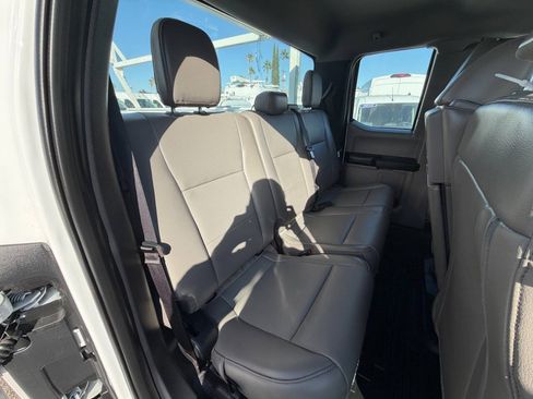 Used 2020 Ford F250 XL w/ STX Appearance Package RWD image 28