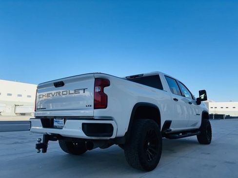 Used 2023 Chevrolet Silverado 3500 LTZ w/ LTZ Plus Package image 6