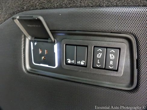 New 2026 Cadillac Escalade Luxury image 26