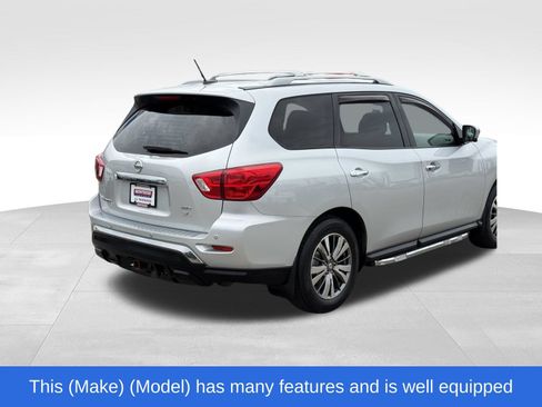 Used 2018 Nissan Pathfinder SL w/ Cargo Package AWD/4WD image 10
