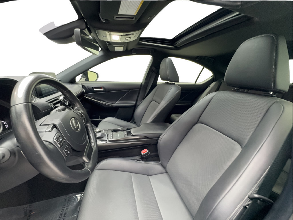 Used 2024 Lexus IS 300 w/ Comfort Package RWD image 21