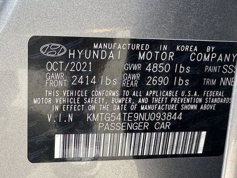 Used 2022 Genesis G70 3.3T RWD image 33