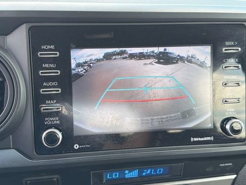 Used 2021 Toyota Tacoma SR AWD/4WD image 19
