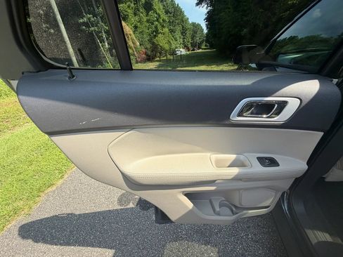 Used 2013 Ford Explorer Limited AWD/4WD image 21