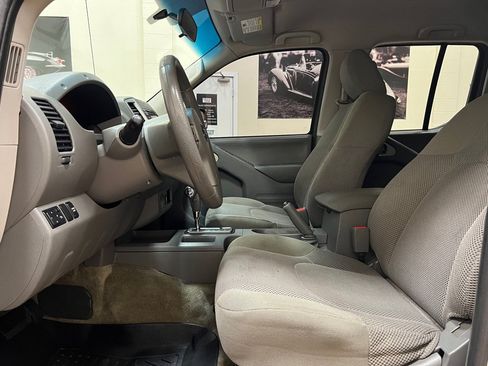 Used 2018 Nissan Frontier SV RWD image 57