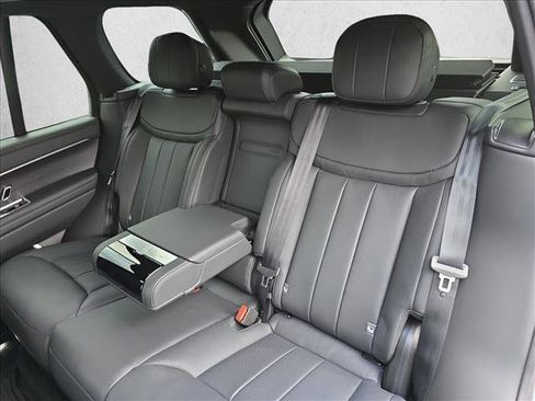 New 2026 Land Rover Range Rover SE image 14