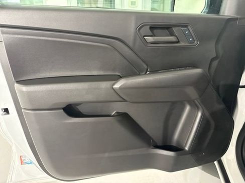 Used 2024 Chevrolet Colorado Trail Boss w/ Technology Package AWD/4WD image 16
