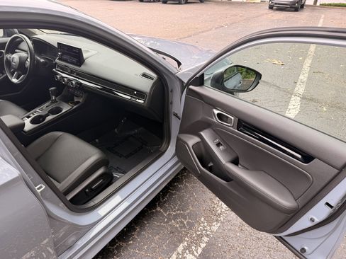 Used 2024 Honda Civic Touring image 14