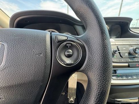 Used 2013 Honda Accord LX image 13