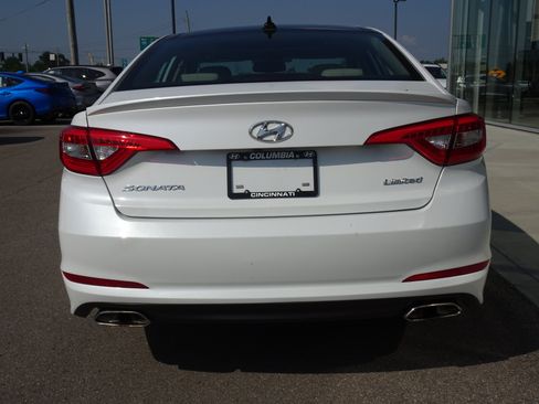 Used 2015 Hyundai Sonata Limited w/ Option Group 05 FWD image 4