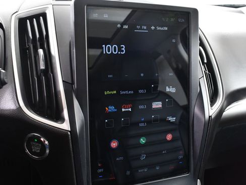 Used 2022 Ford Edge SEL w/ Convenience Package image 28