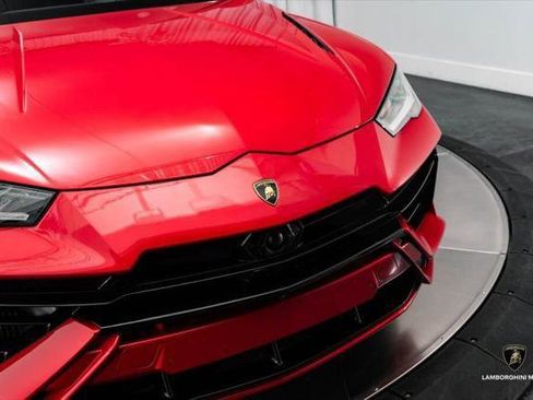 Used 2024 Lamborghini Urus S AWD/4WD image 5