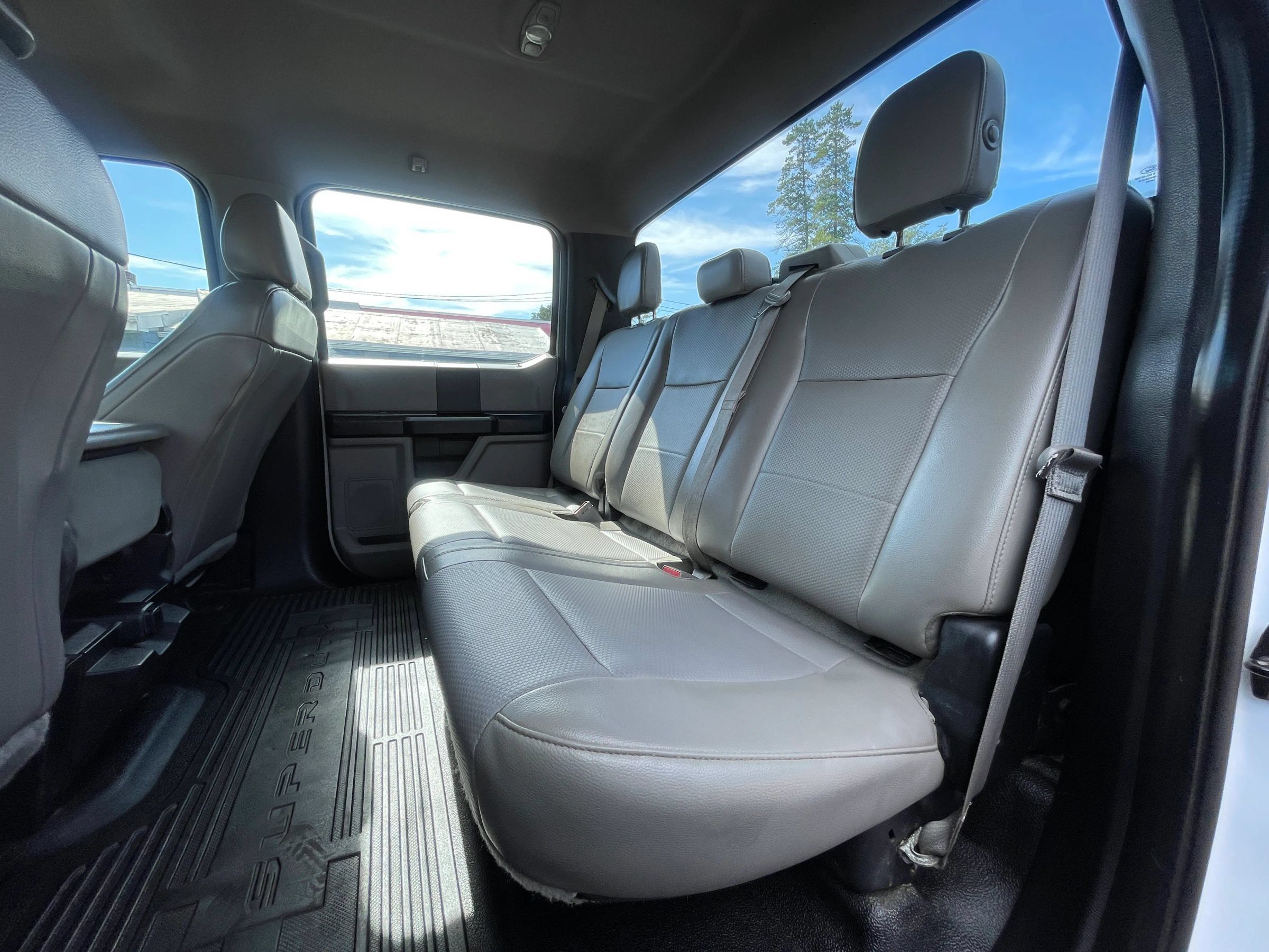 Used 2018 Ford F250 XL w/ Power Equipment Group AWD/4WD image 26