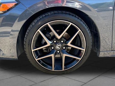 Used 2022 Honda Civic Sport Touring image 11