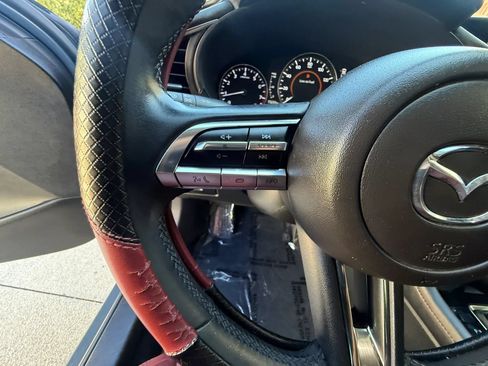 Used 2023 MAZDA MAZDA3 s FWD image 26