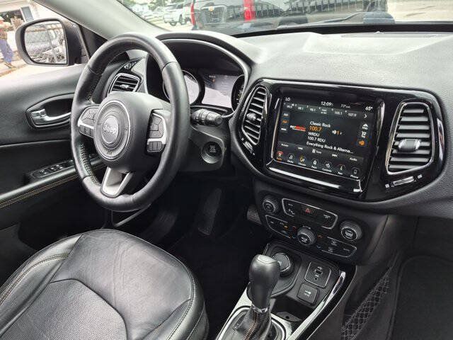 Used 2018 Jeep Compass Limited w/ Navigation Group AWD/4WD image 36