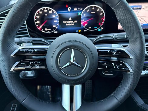 New 2025 Mercedes-Benz GLS 580 4MATIC image 26