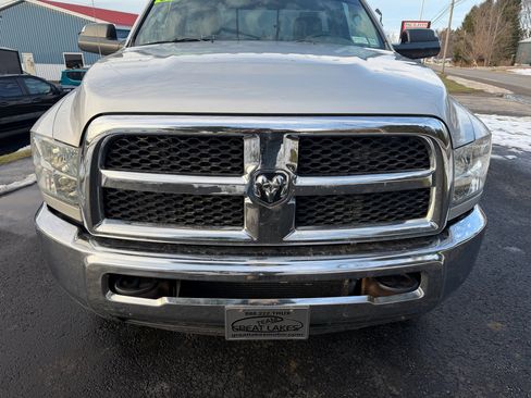 Used 2014 RAM 2500 Tradesman w/ Chrome Appearance Group image 9