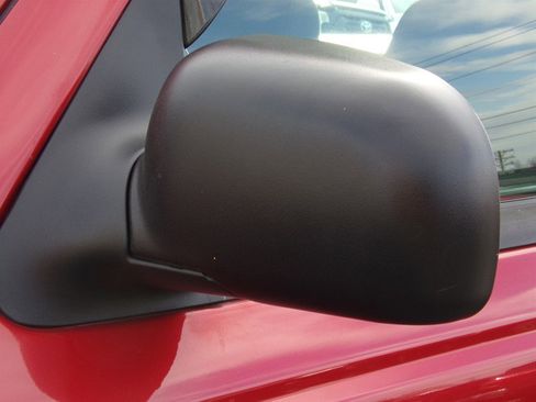 Used 2005 Ford Ranger XLT image 23