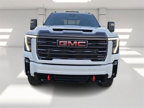 New 2026 GMC Sierra 2500 AT4 image 8