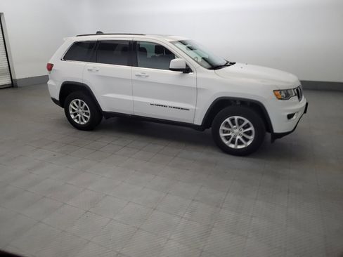 Used 2022 Jeep Grand Cherokee Laredo E w/ Security & Convenience Group image 11