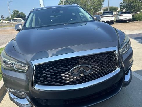 Used 2019 INFINITI QX60 Luxe w/ Essential Package FWD image 14