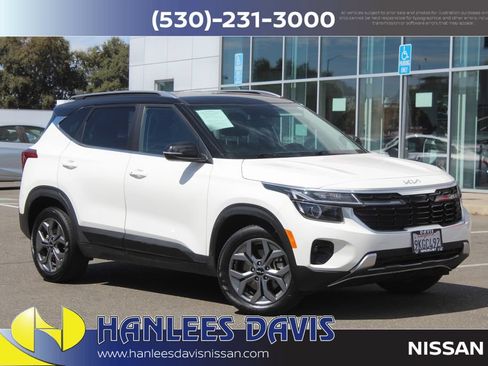Used 2024 Kia Seltos S AWD/4WD image 1