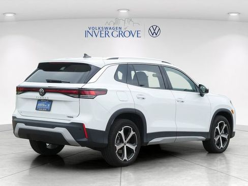 Certified 2026 Volkswagen Tiguan SE AWD/4WD image 7