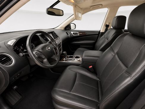 Used 2014 Nissan Pathfinder Platinum w/ Platinum Premium Package FWD image 13