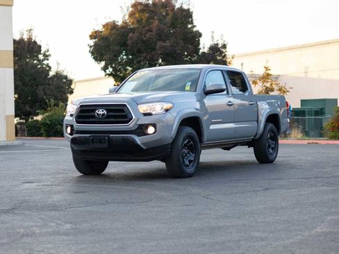 Used 2021 Toyota Tacoma SR5 image 7