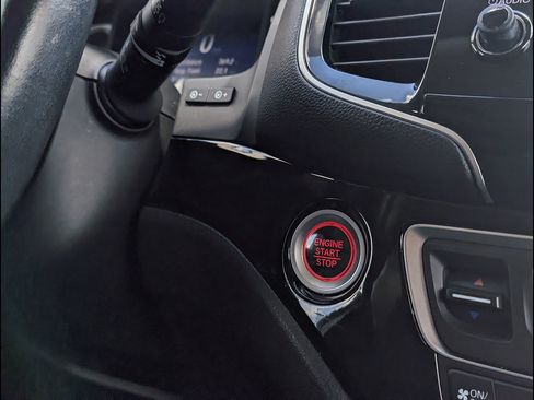 Used 2022 Honda Pilot Touring image 31