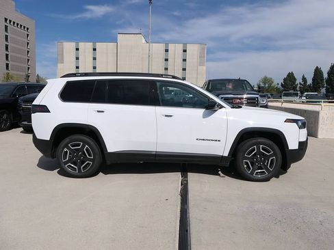 New 2026 Jeep Cherokee Limited AWD/4WD image 2