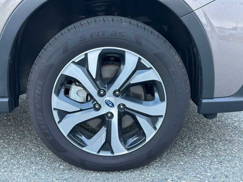 Used 2022 Subaru Outback Limited image 9