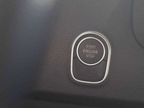 New 2025 Mercedes-Benz Sprinter 2500 image 31