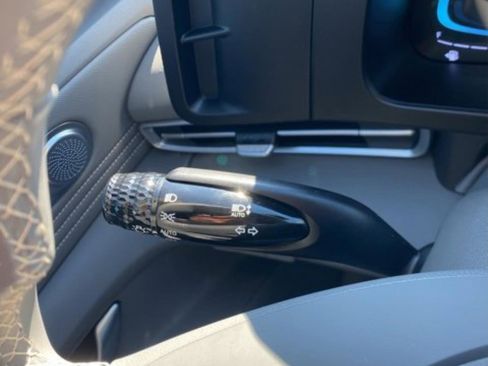 New 2026 Hyundai Elantra SEL Sport Premium FWD image 15