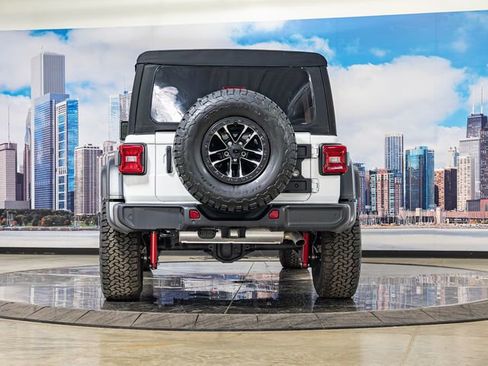 Used 2024 Jeep Wrangler Willys image 11