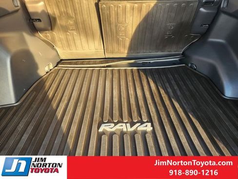 Used 2020 Toyota RAV4 LE image 32