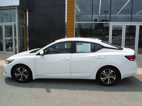 Used 2020 Nissan Sentra SV FWD image 3