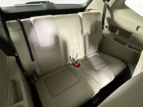 Used 2022 Volkswagen Atlas SE image 25