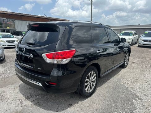 Used 2015 Nissan Pathfinder SV FWD image 6